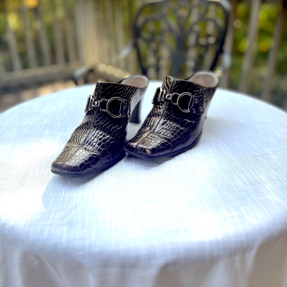 Aerosole Brown Mule heeled slip on